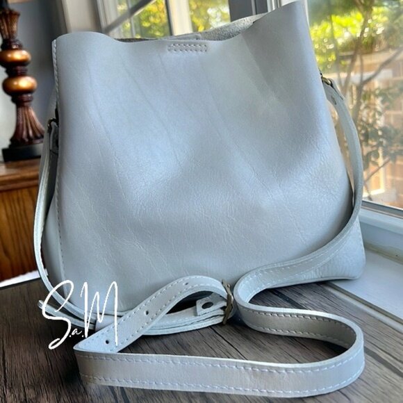NEW Portland Leather Goods Pearl Butterfly Bucket Bag - Picture 1 of 11